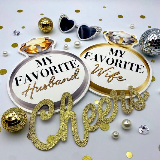 The Ultimate Guide to Photo Booth Props (Everything You Need to Know) - JYS Photo Props