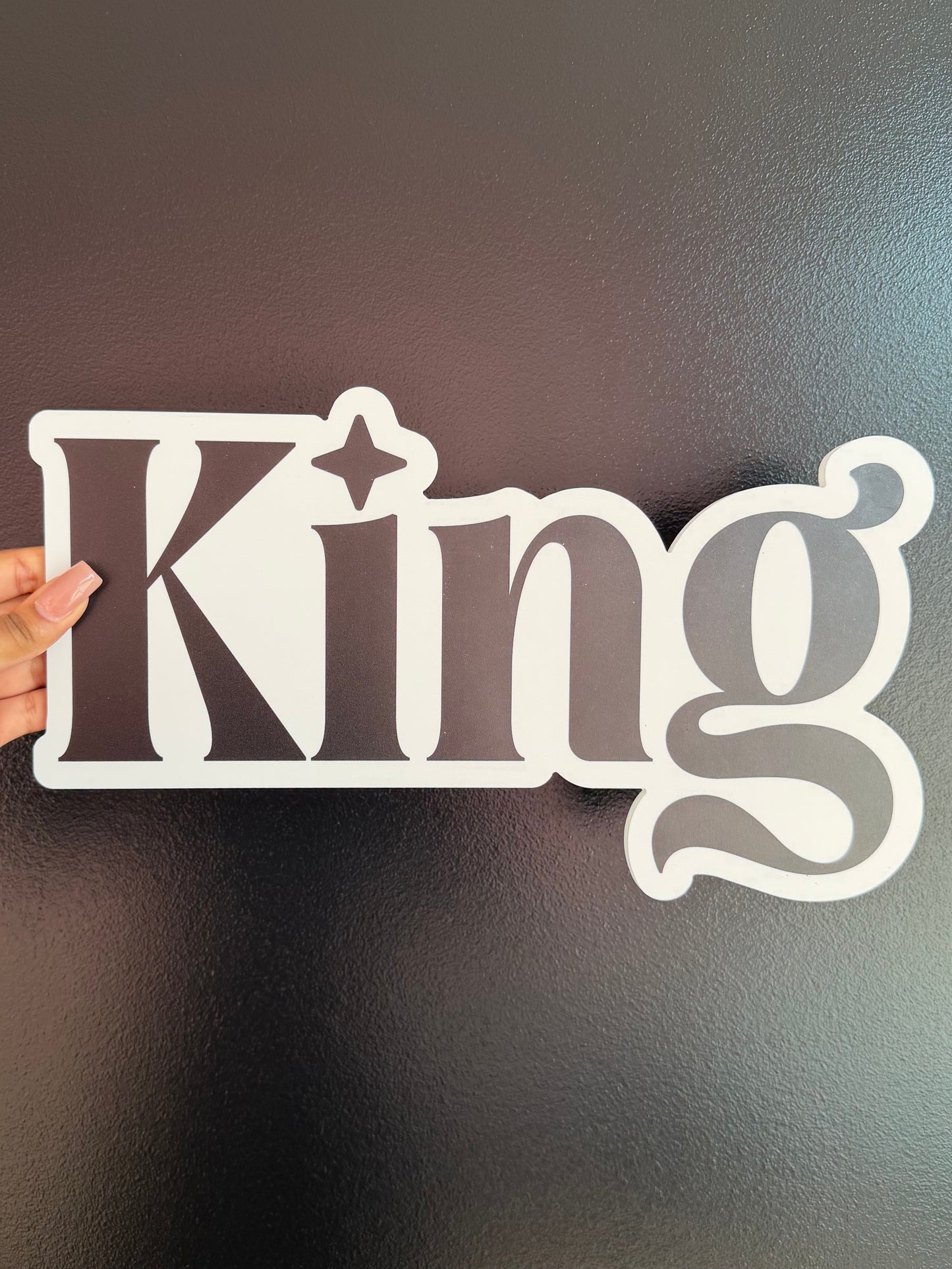 SINGLE PROP: KING