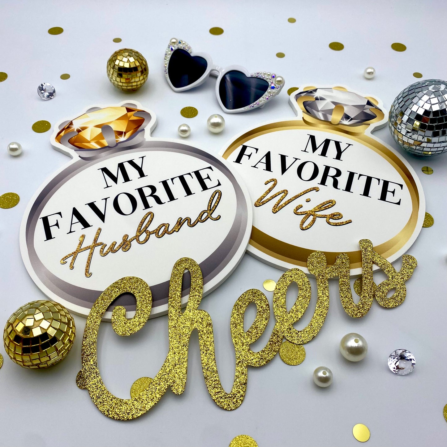 ANNIVERSARY 2 PROP SET