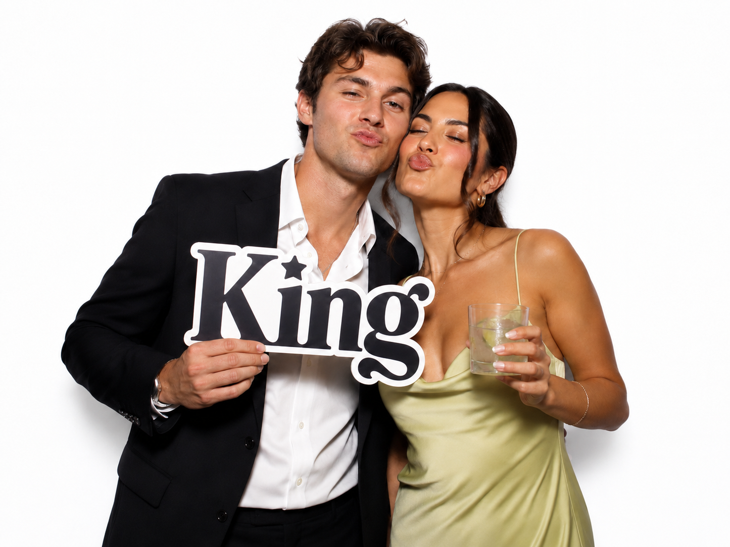 SINGLE PROP: KING
